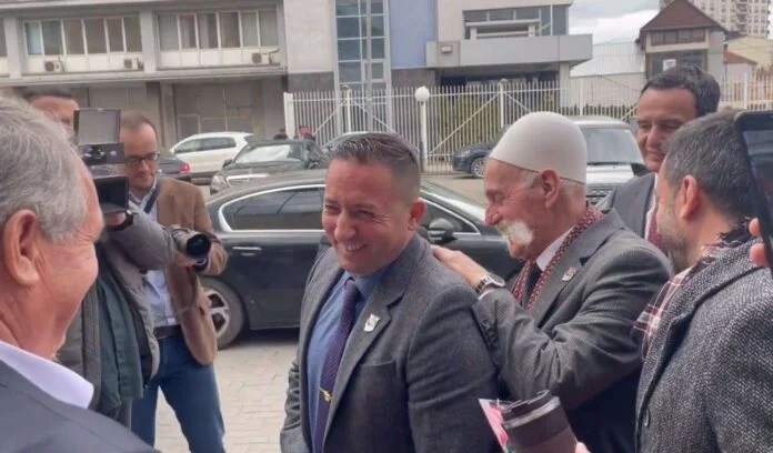 Rift Jashar écrit une lettre à Rexhep Selim pour son anniversaire