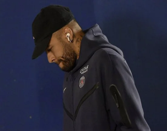Neymar: tornerò più forte