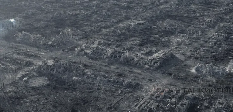 Apokalypse zeigt die Zerstörung der ukrainischen Stadt Marinca