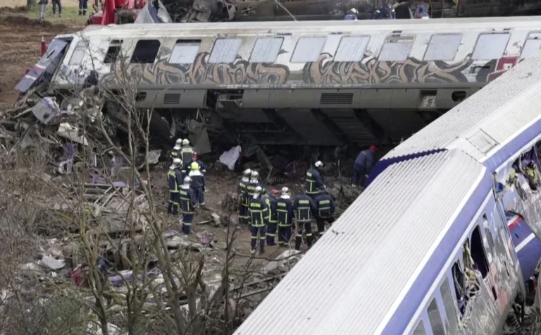 Grèce vers l'achèvement des opérations de sauvetage à la suite d'un accident de train