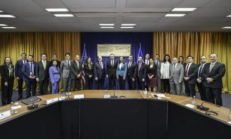 Kurt acoge organizaciones y empresas estadounidenses: Worth inversión en Kosovo