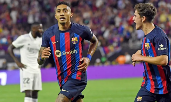 Offizielle Formationen: Real Madrid-Barcelona
