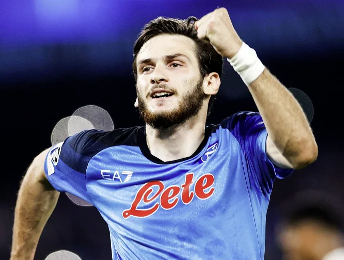 Naples double le salaire de Kvaratskhelia et offre la prolongation du contrat