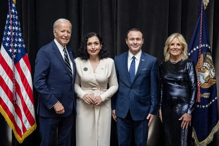 Beden invita Osman a partecipare al Summit sulla democrazia