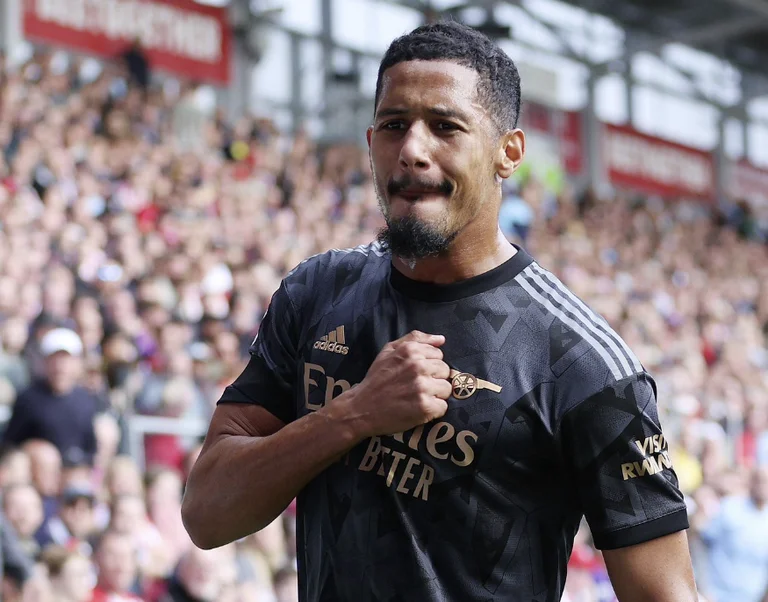 Negotiations continue between Arsenal and William Saliba for the new contract