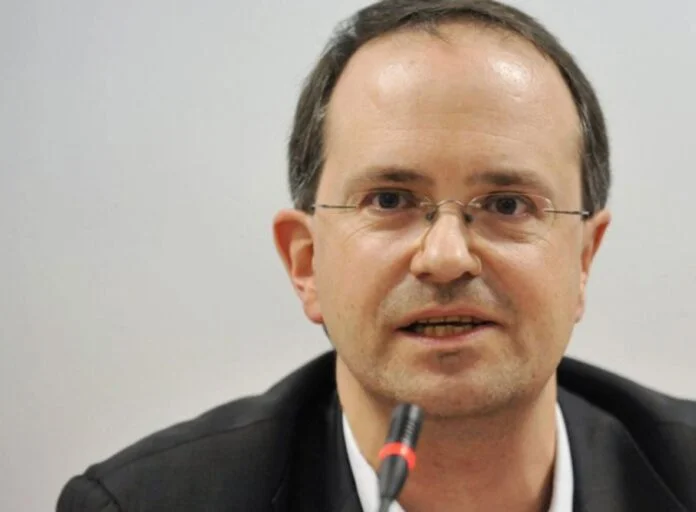 Weber: Si no estaban de acuerdo en asociación, no tenían un trato.