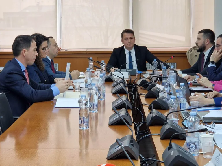 Commission for Board sends four names to governor for vote in the Parliament, opposition criticises the process