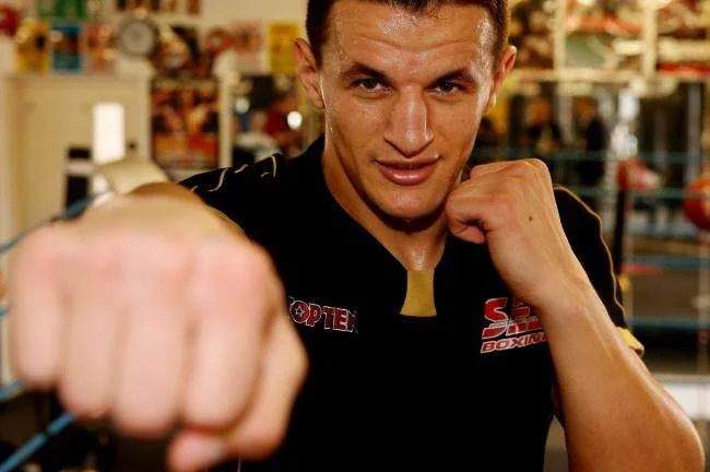 Robin Krasniqi after his return to boxing, burden of 16 in the world, and first in Germany for his category
