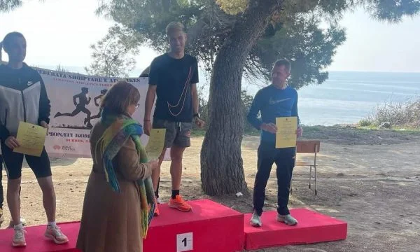 Tirron Mamusa, albanischer Sportler