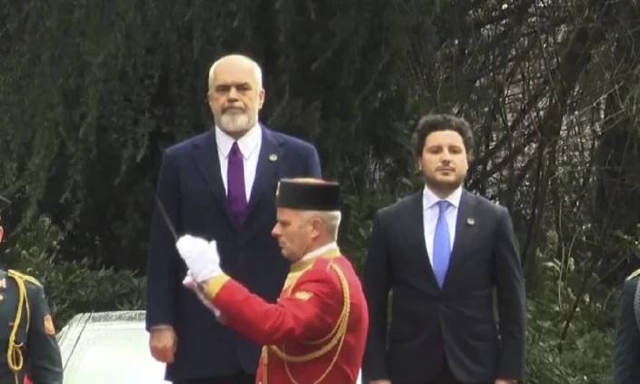 Rama expected in Montenegro with state ceremony, joint meeting begins