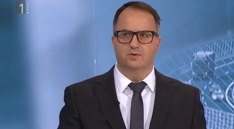 Ja, wir hatten einen Vertrag mit Martin Berisha.