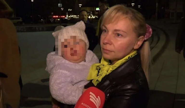 Ukrainische Mutter, die im Kosovo geschützt ist, sendet Botschaft an die Landmänner: Gib nicht auf!