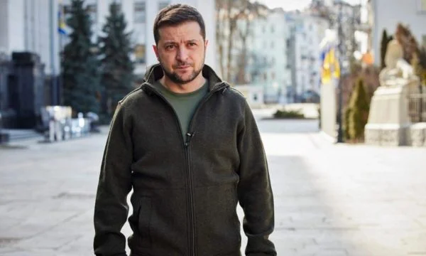 Zelensky: Ucraina per trionfare