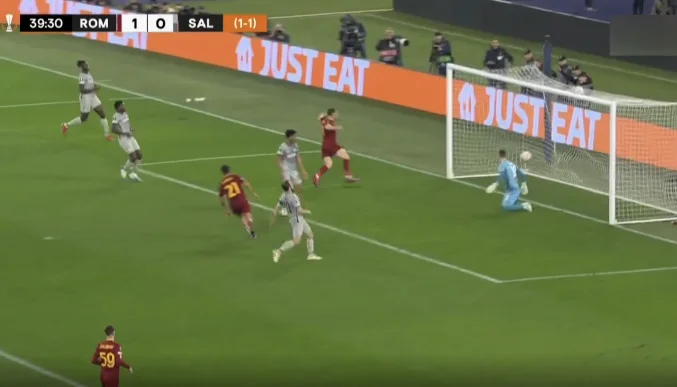Dybala marque le coup fou de la volley de Salzbourg en Europe League