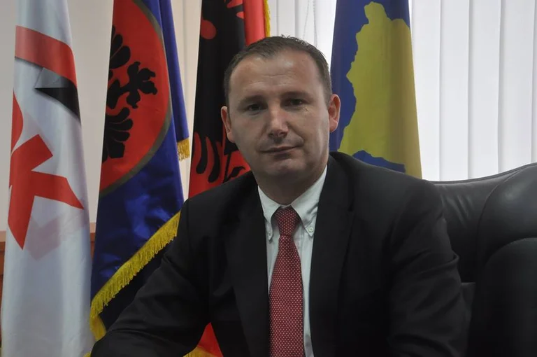 “Ju lutem me gjithë shpirt”, Armend Zemaj bën thirrje për vaksinim