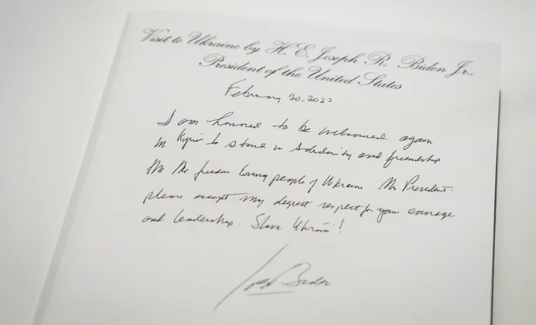 Message de Biden après la visite en Ukraine: Kiev a pris part à mon cœur