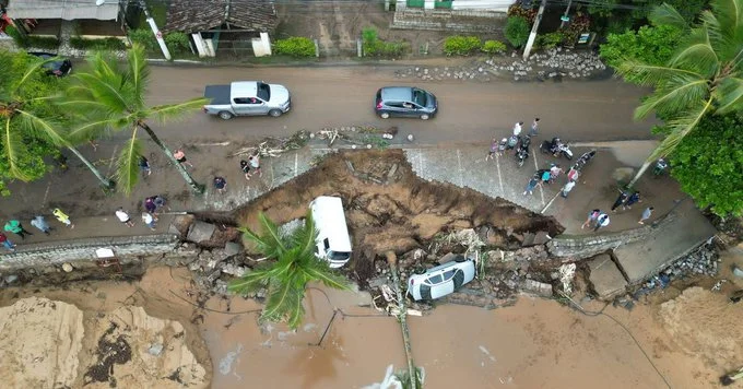 Revolutionary storms hit Brazilian coasts, dozens dead