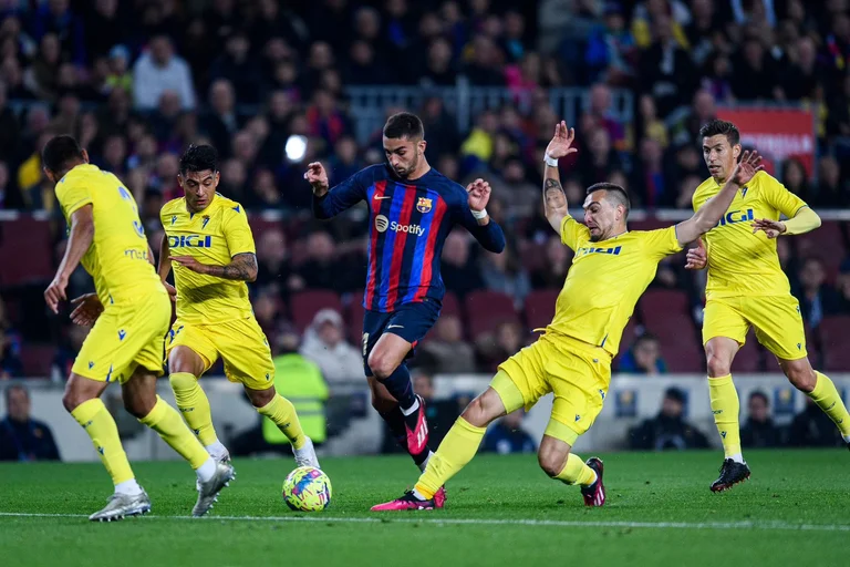 Barcelone continue à briller dans La League, insaisissable au sommet