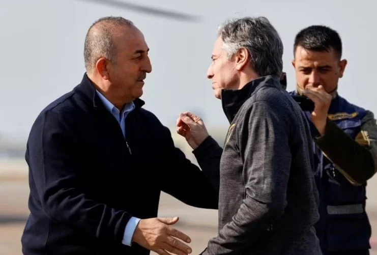 Blinken in der Türkei, für Hilfe beim Erdbeben, die NATO-Mitgliedschaft Finnlands