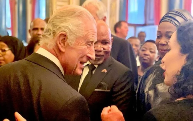 El rey Carlos III desea a Osman para la Independencia: Espero continuar la amistad cálida