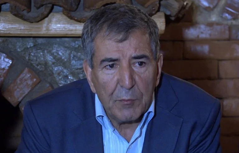 Avni Dehari pregunta a Haki Abbas: ¿Por qué te callaste?