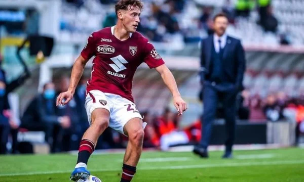 Vojvoda Torino, toujours accord sur un nouveau contrat