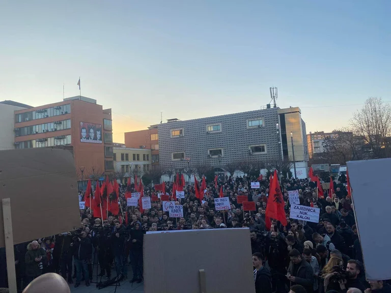 The sheriff ironifies with the protest against Association: Consistent that Albania has to become “zaednica”, not Kosovo
