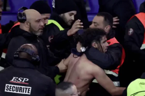 Image publiée: Le typhus de Bayern est mal battu par Paris