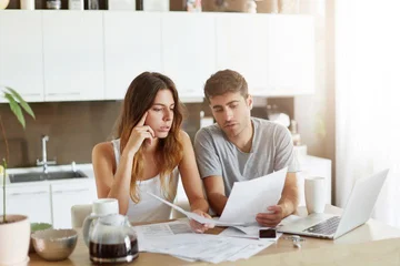 Five key questions about money that you should ask your partner before taking the next step!