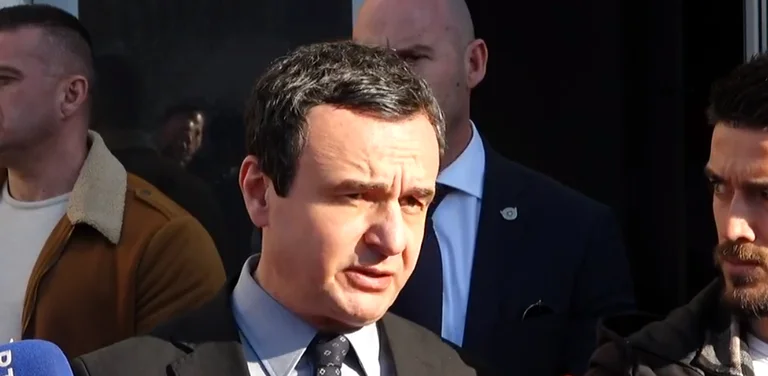 Kurti: Asociación para ser coherente con la Constitución