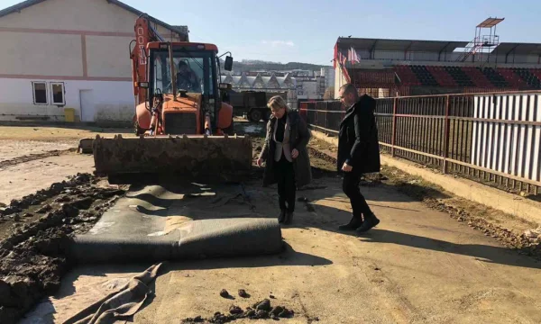 Drenica Stadium torna alla normalità dopo le inondazioni, imparata quando sarà pronta
