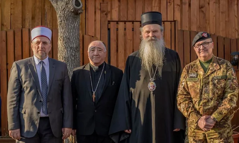 Le commandant de la KFOR rencontre les chefs religieux : les religions font partie de la solution pour la coexistence en harmonie