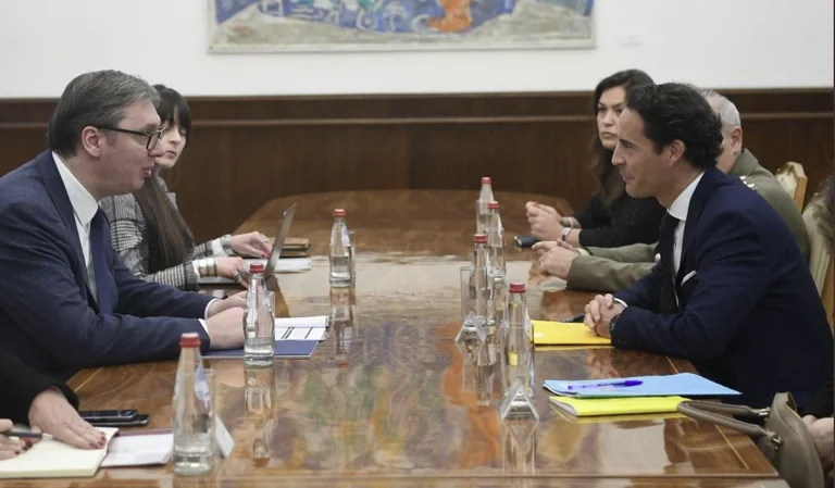 “NATO backs Franco-German plan”