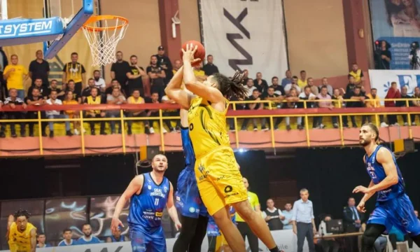 Peja gagne derbin contre Pristina