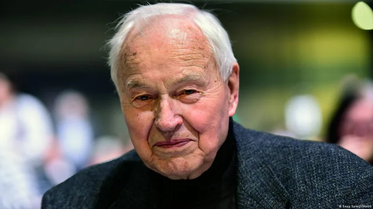 L'ultimo primo ministro comunista tedesco, Hans Modrow, muore