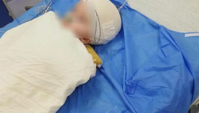 Bébé de huit mois souffre de maladies rares, sa famille cherche de l'aide pour le guérir en Turquie