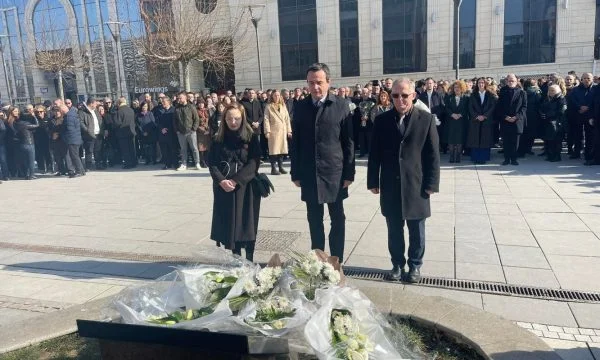 Kurt at the homazhe at Balaj and Jedidin: Self - determination and find them in us are also paid with life