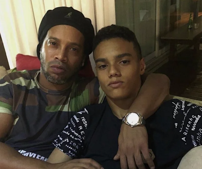 Confirmed: Ronaldinho's son will play for Barcelona