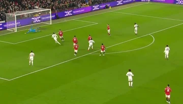 Sobald das Man United Spiel beginnt, lassen Sie sich ein Tor erzielen