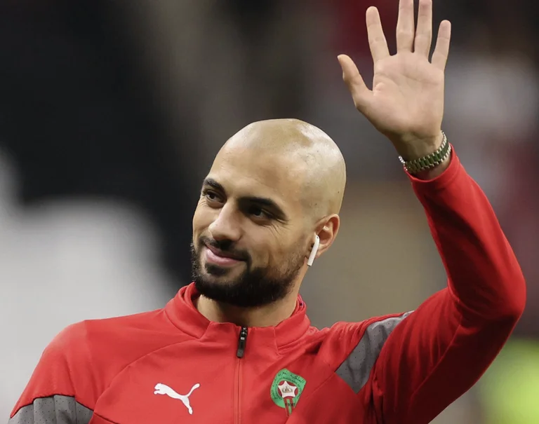 Sofian Amrabat had official bids by Manchester United and Chelsea in January
