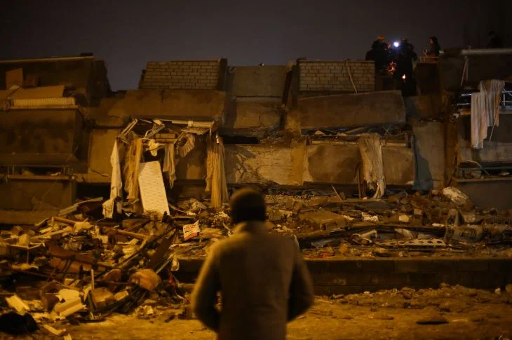The number of victims is already rising from the earthquake in Turkey and Syria: It's almost 5,000.