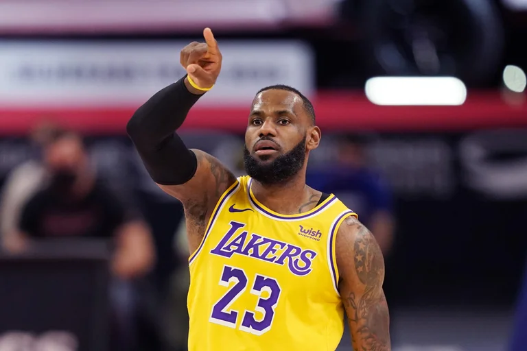 LeBron James sportisti që ofendohet më së shumti në Twitter, Ronaldo në vendin e tetë