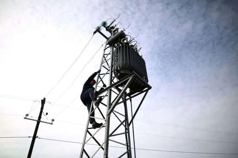 Malishava, l'unico paese del Kosovo che non ha linee energetiche elevate, reti elettriche, ambienti nei villaggi