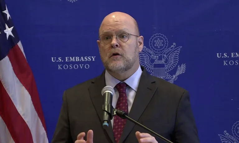 Hovenier says Kosovo agreement ? Serbia under European plan is temporary