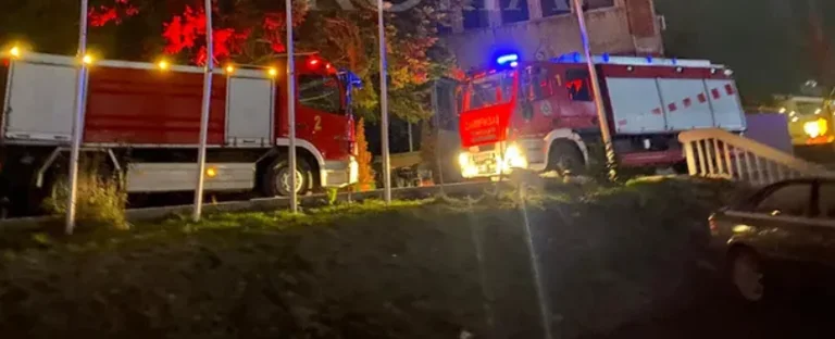 I vigili del fuoco sono stati rimossi come sospetti su Radio Kosovo