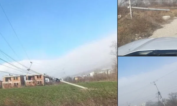 Strong winds damage several pillars and electric conveyors, some houses remain without power