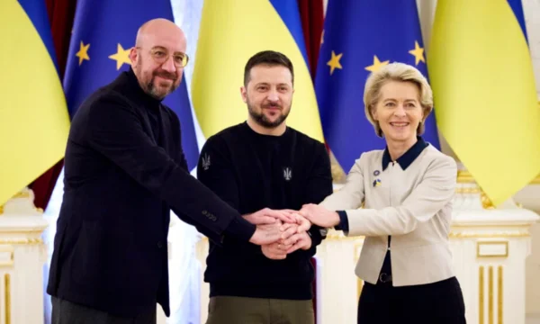 EU prepares more sanctions against Russia, Kremlin willing to attack