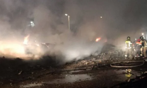 Fire in a Crimean home, 8 dead.