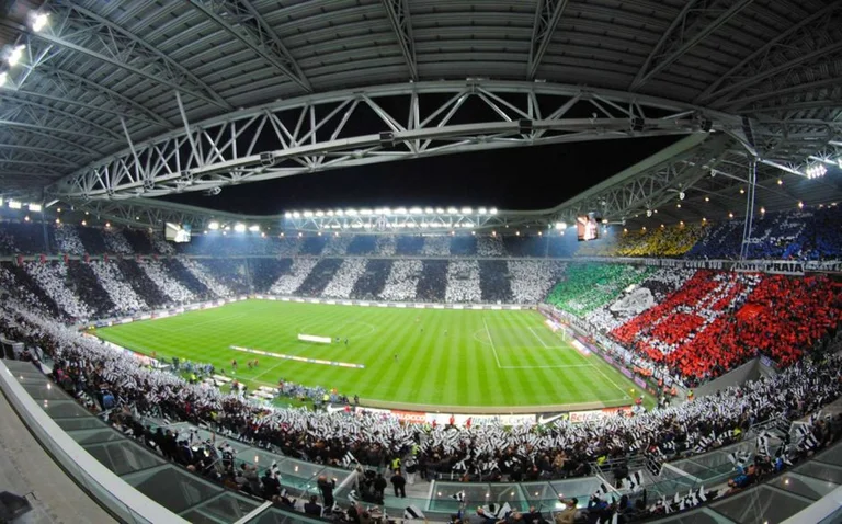 Futbolli po i kthehet normalitetit, Juventusi gati t’i hapë dyert e stadiumit