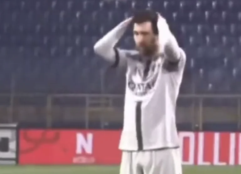 Look at the Messie's reaction when you miss the penalty after the ball back